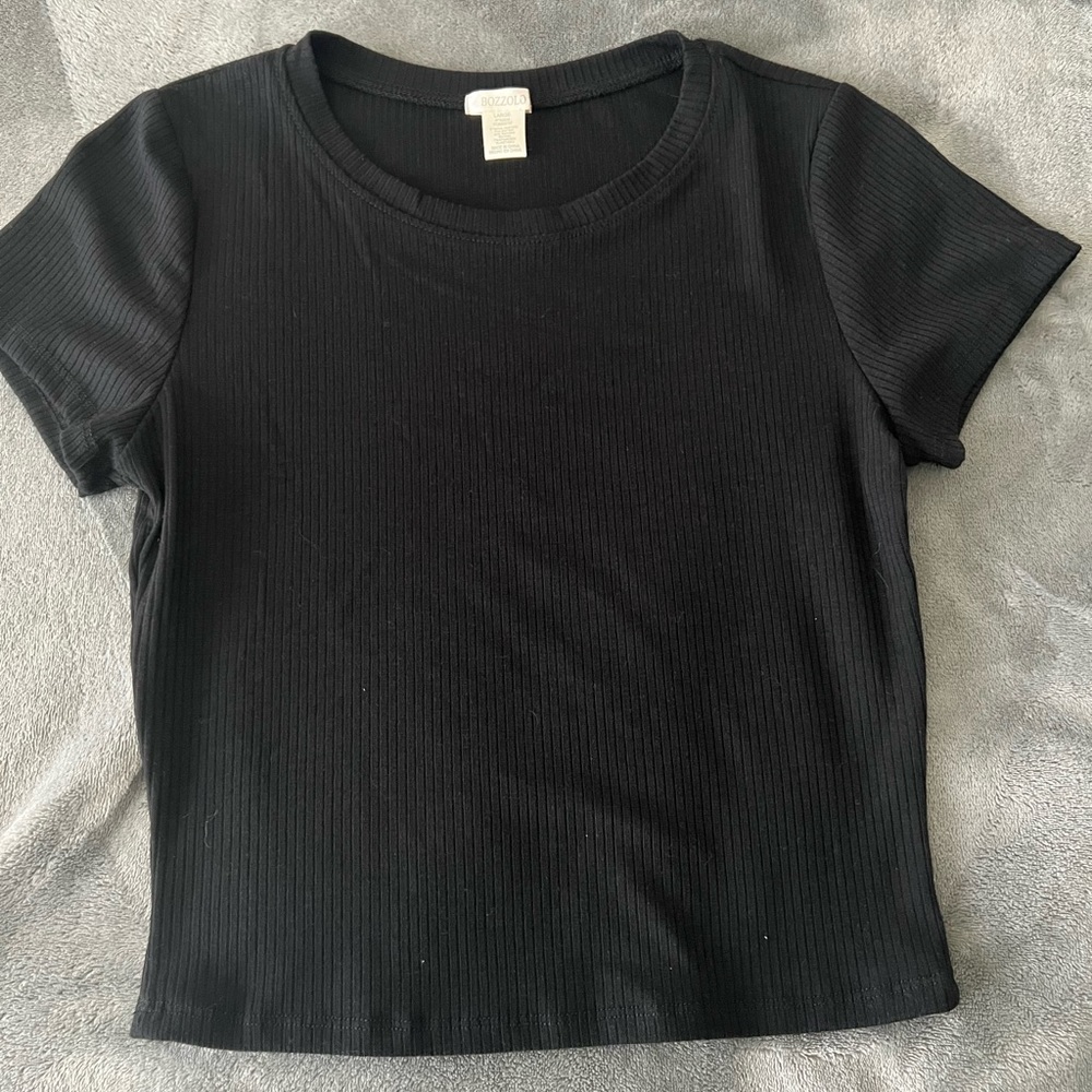 Black shirt